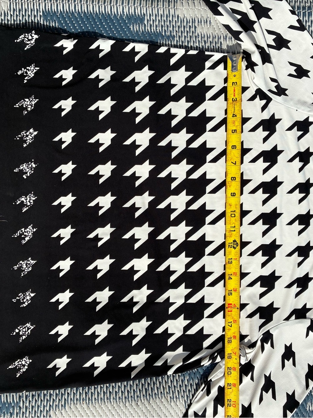 Alfani Classic Houndstooth Long-Sleeve Tunic Dress. M - Picture 3 of 8